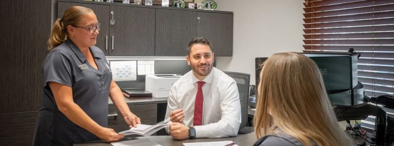 officestaff0949